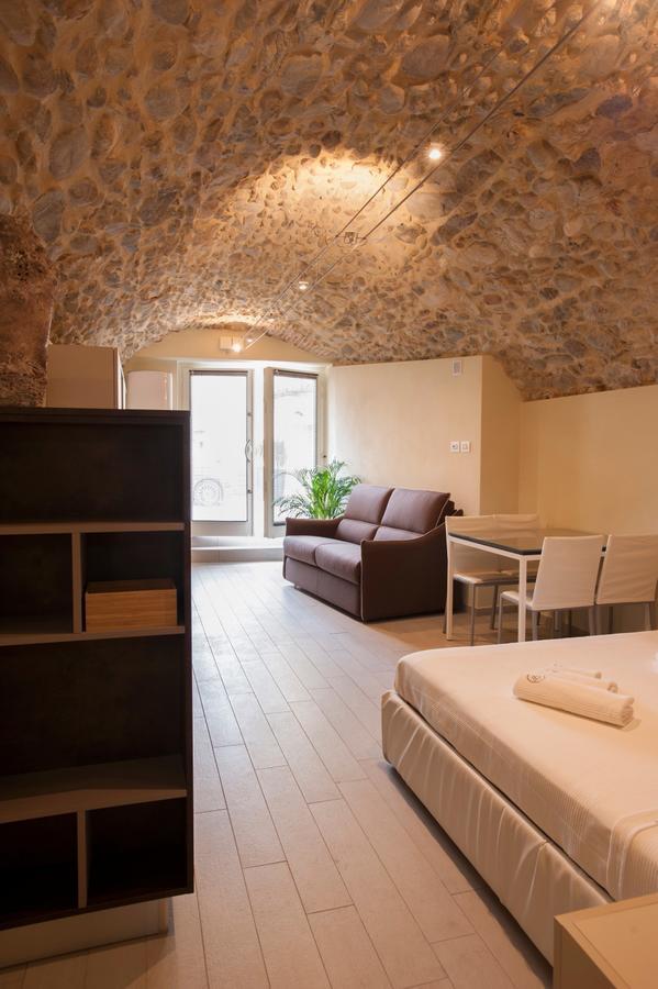 La Bellavita Del Garda Luxury Apartments San Felice del Benaco Εξωτερικό φωτογραφία